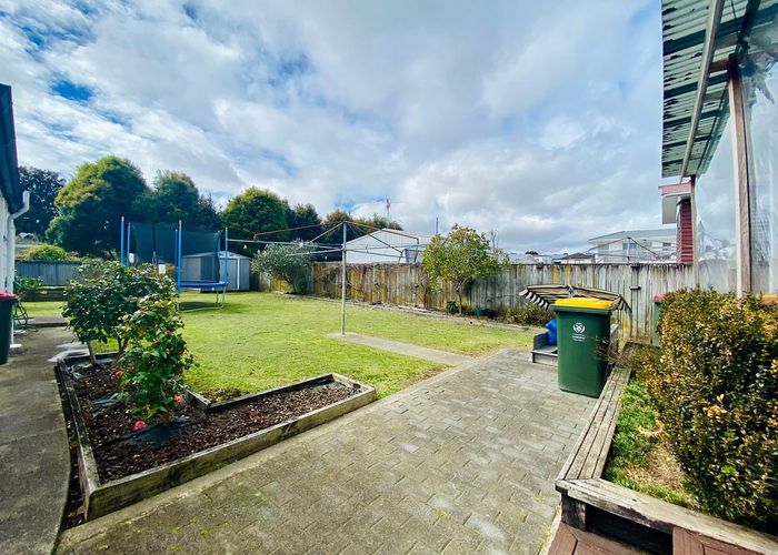  at 104 Ti Rakau Drive, Pakuranga, Manukau City, Auckland