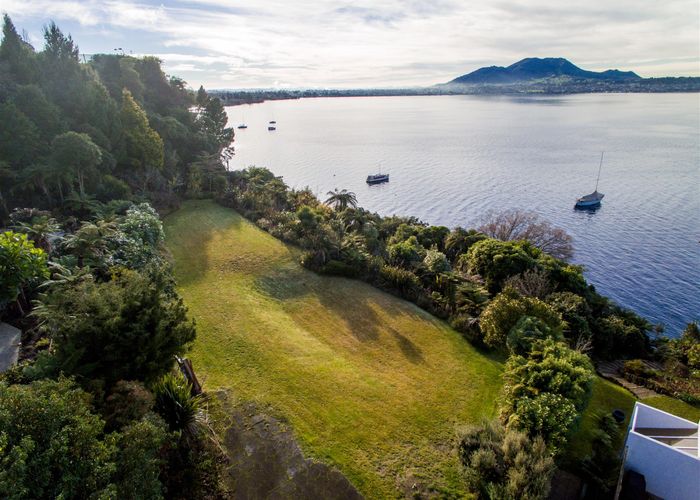  at 2/19 Te Kopua Street, Acacia Bay, Taupo