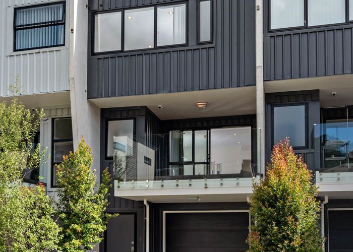  at 27/5 Perekia Street, Albany, Auckland