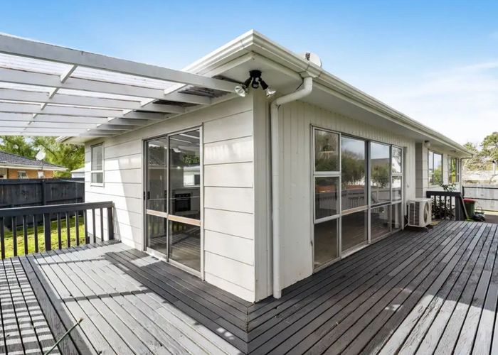  at 14 Chantal Place, Red Hill, Papakura