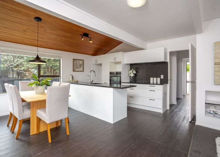  at 4/1687 Great North Road, Avondale, Auckland City, Auckland