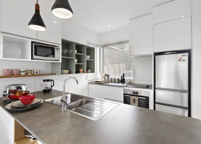  at 15/6 Oswald Crescent, Paparangi, Wellington, Wellington