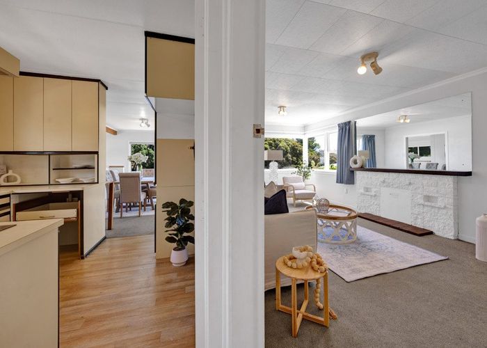  at 37 Awanui Street, Merrilands, New Plymouth