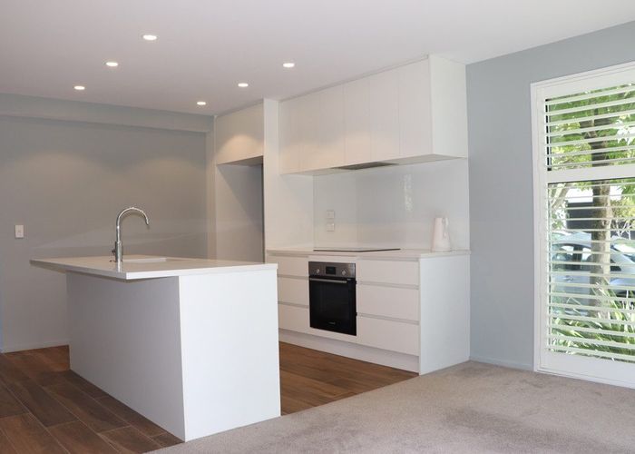  at 1/14 Churchill Street, Christchurch Central, Christchurch