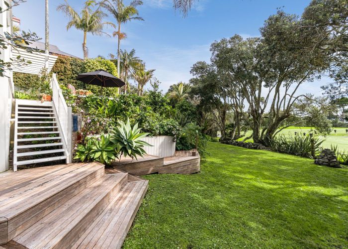  at 21 Glen Road, Stanley Point, Auckland