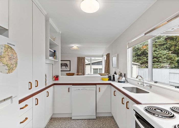  at 8 Mercury Street, Milson, Palmerston North