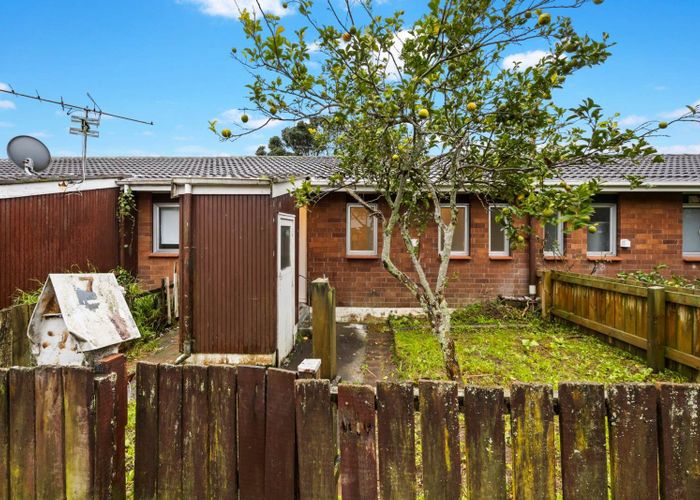  at 7 Hiseman Lane, Henderson, Waitakere City, Auckland