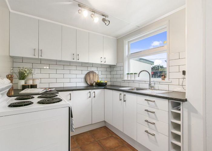  at 10 Jessie Street, Petone, Lower Hutt, Wellington