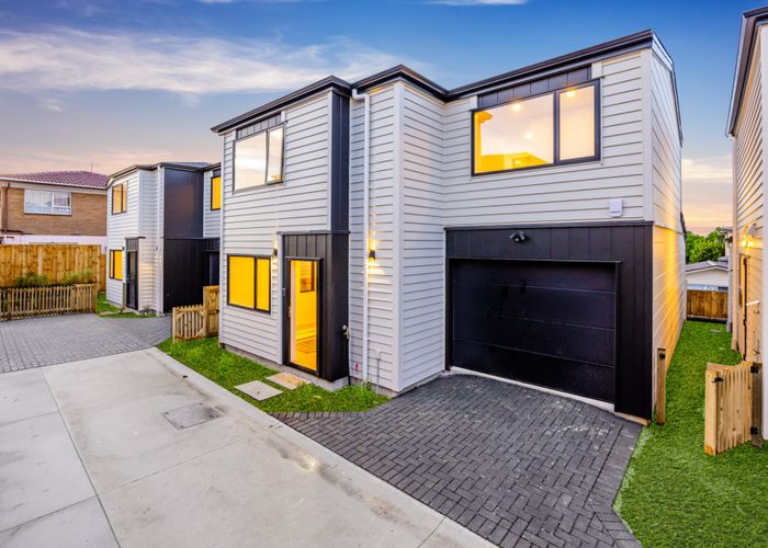 at Lot1/32 Grande Vue Road, Hill Park, Manukau City, Auckland