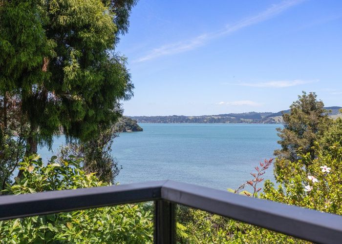  at 1270 Huia Road, Huia, Waitakere City, Auckland