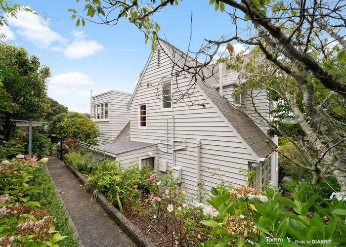  at 1 Homewood Avenue, Karori, Wellington, Wellington