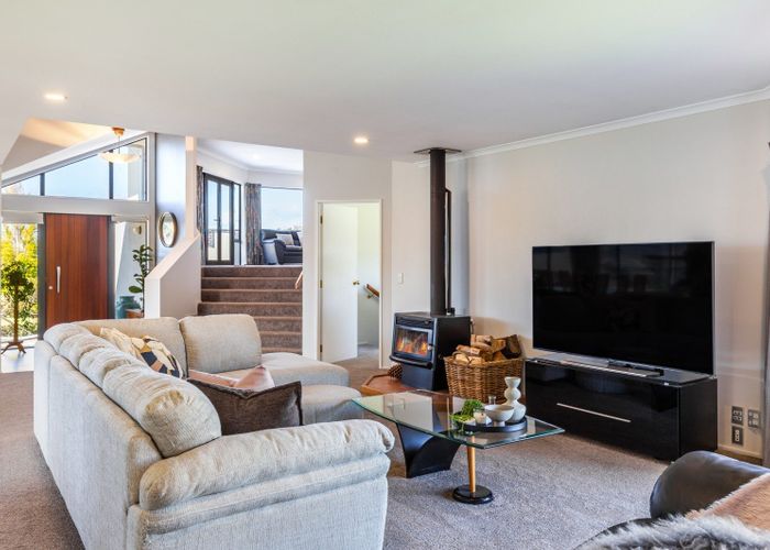  at 27 Kinder Street, Acacia Bay, Taupo, Waikato