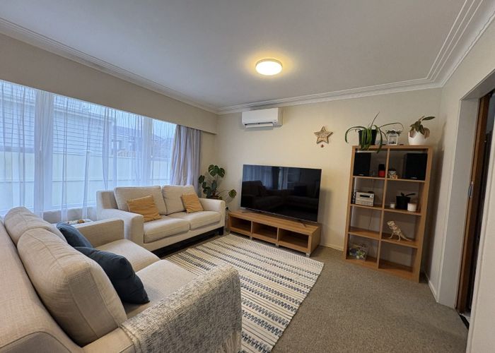 at 2/10 Kenyon Ave, Mount Eden, Auckland City, Auckland