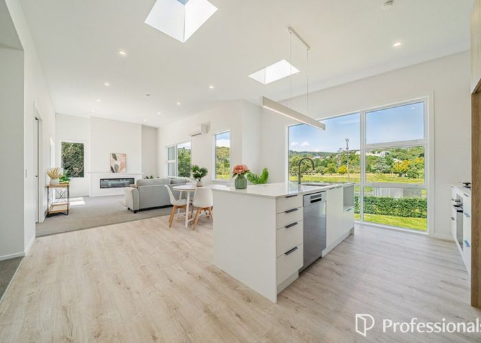  at 12 Manor Park Road, Manor Park, Lower Hutt, Wellington