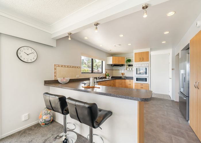  at 7 King Charles Drive, Kingsley Heights, Upper Hutt