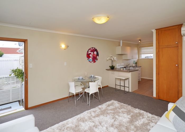  at 2/33 Eastling Street, Bishopdale, Christchurch