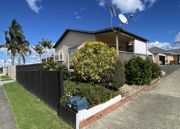  at 416A Old Te Atatu Road, Te Atatu Peninsula, Waitakere City, Auckland