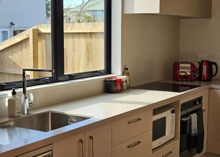  at 2/417 Madras Street, City Centre, Christchurch City, Canterbury