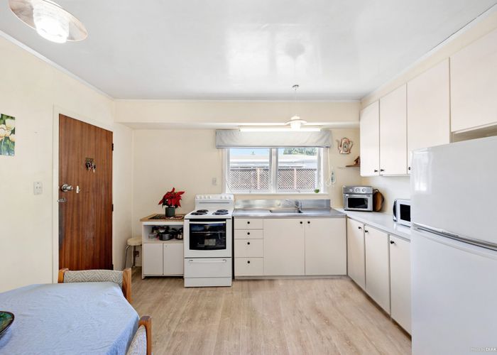  at 1/19 Central Avenue, Papatoetoe, Auckland