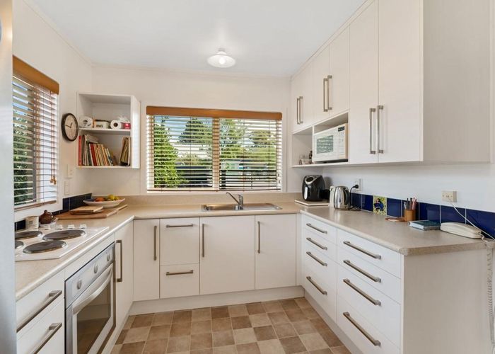  at 126a Hillcrest Road, Raumati Beach, Kapiti Coast, Wellington