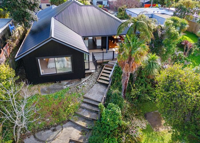  at 7 Dale Road, Raumati South, Paraparaumu