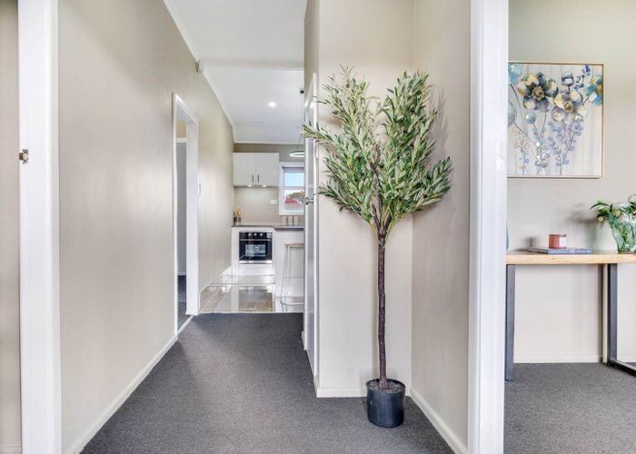  at 35 Seddon Avenue, Papatoetoe, Manukau City, Auckland