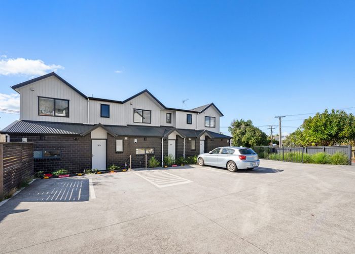  at 2/3 Arlington Street, Waterview, Auckland City, Auckland