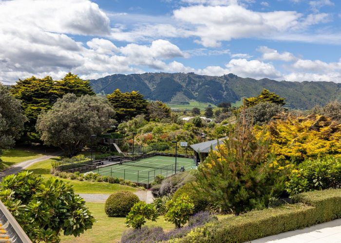 For sale 24 Paetawa Road, Peka Peka, Kapiti Coast, Wellington homes