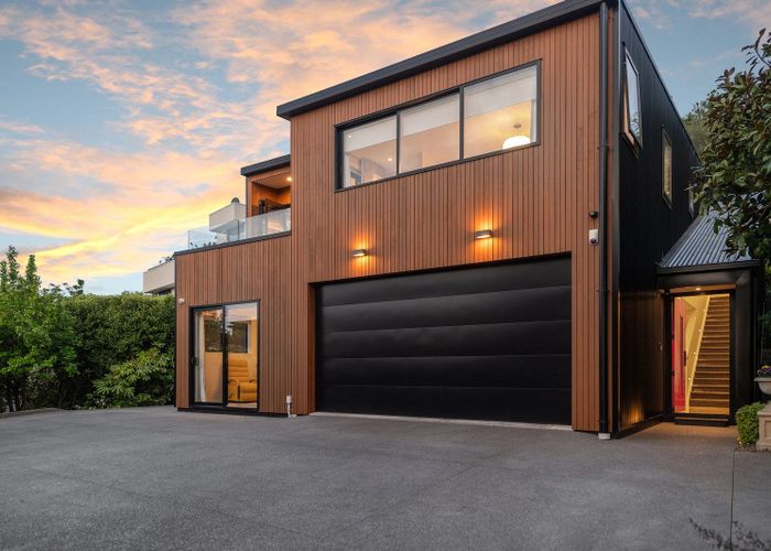  at 11 Janice Place, Mount Pleasant, Christchurch