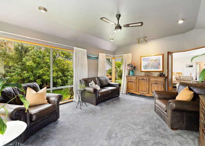  at 42 Remarkables Crescent, Frankton, Queenstown-Lakes, Otago