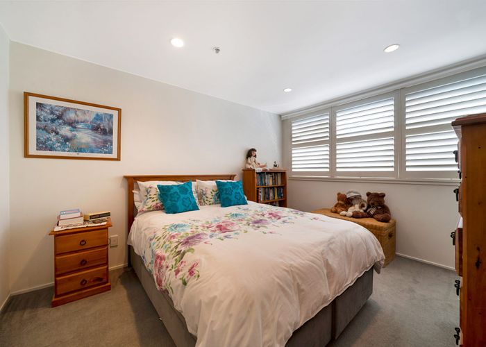  at 2i/175 Hurstmere Road, Takapuna, North Shore City, Auckland