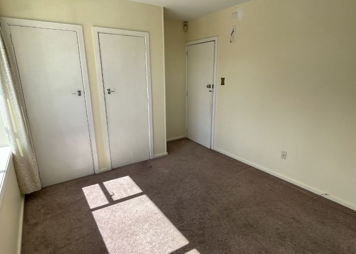  at 132 Avonhead Road, Avonhead, Christchurch