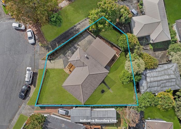  at 17 Landow Place, Henderson, Waitakere City, Auckland