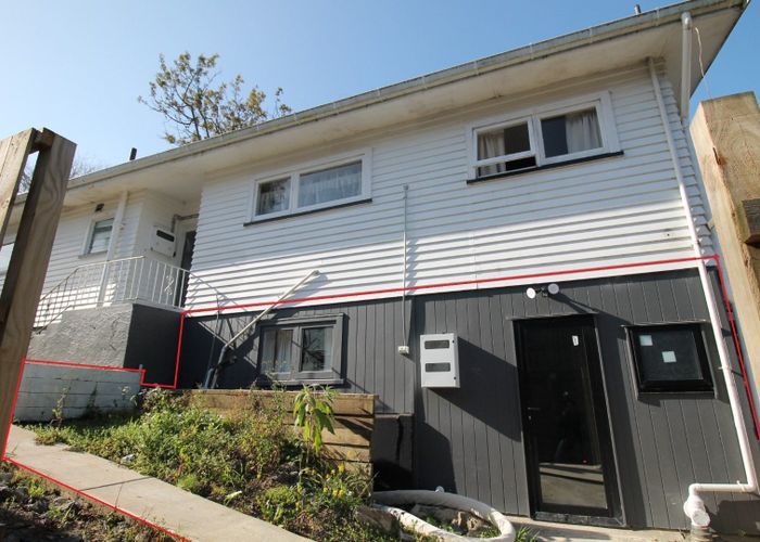  at 16 Avonleigh Road, Green Bay, Waitakere City, Auckland