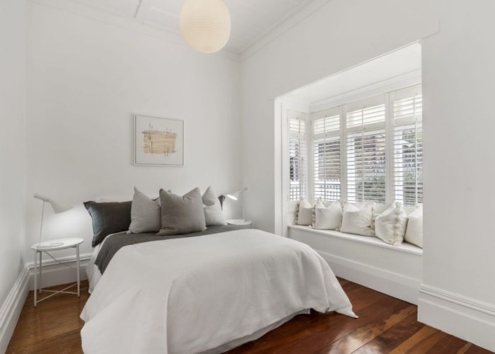  at 33 Seafield View Road, Grafton, Auckland City, Auckland
