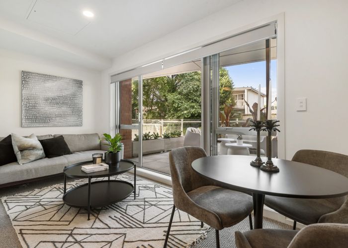 at 4 Wagener Place, Mount Albert, Auckland City, Auckland