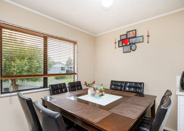  at 5 Cargill Grove, Kelvin Grove, Palmerston North