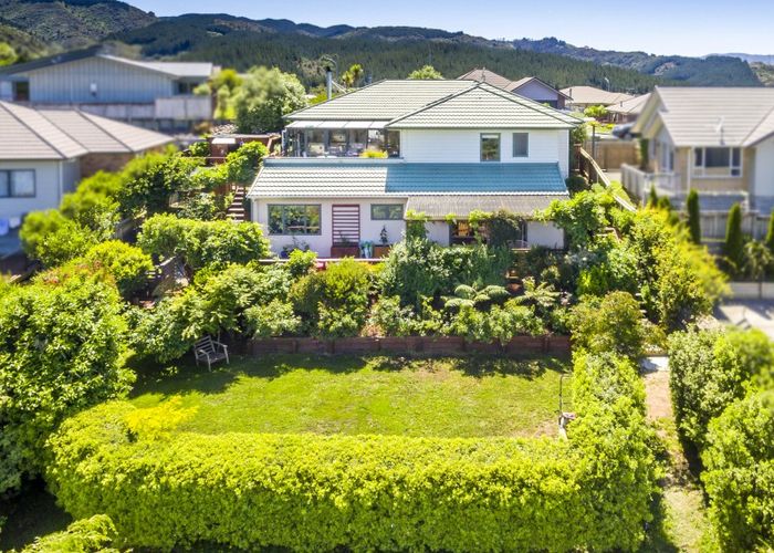  at 8 Ronald Scott Grove, Riverstone Terraces, Upper Hutt