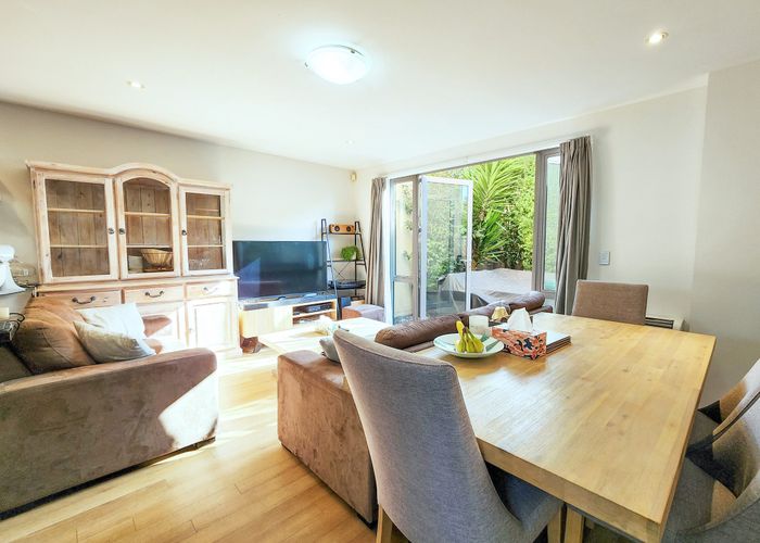  at 974c Colombo Street, St. Albans, Christchurch City, Canterbury