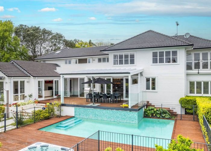  at 11 Lammermoor Drive, St Heliers, Auckland
