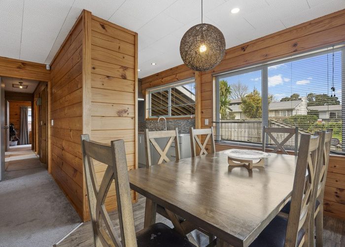  at 1/12 House Avenue, Māngere Bridge, Auckland