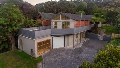  at 93 Grassmere Road, Henderson Valley, Auckland