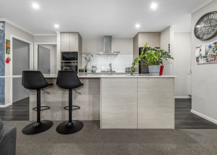  at 118 John Burke Drive, Aotea, Porirua, Wellington