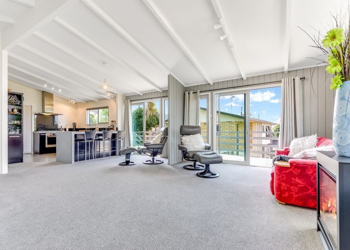  at 16 Esmae Place, Dinsdale, Hamilton, Waikato