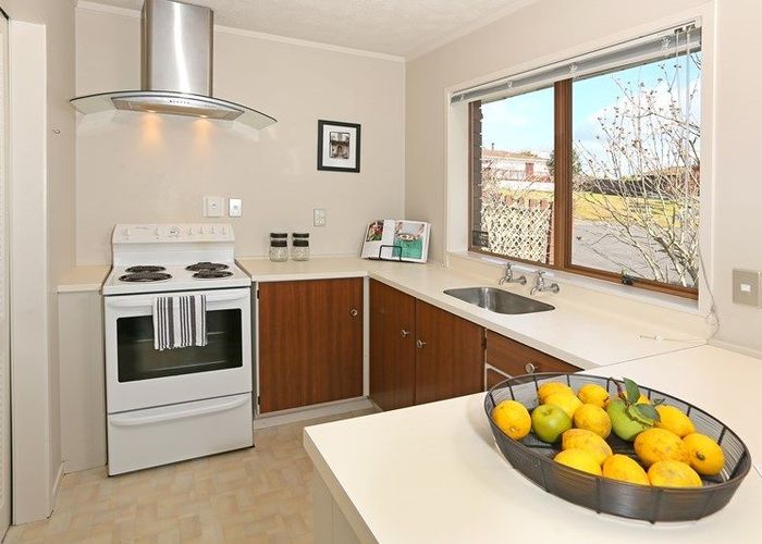  at 1/35 Miltonia Avenue, Te Atatu South, Auckland