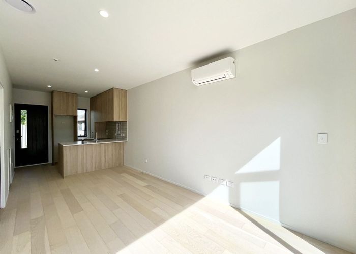  at 2/124 Taylors Road, Mount Albert, Auckland City, Auckland