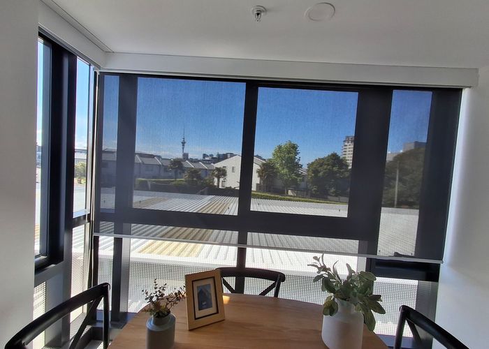  at 1W/16 Burton Street, Grafton, Auckland