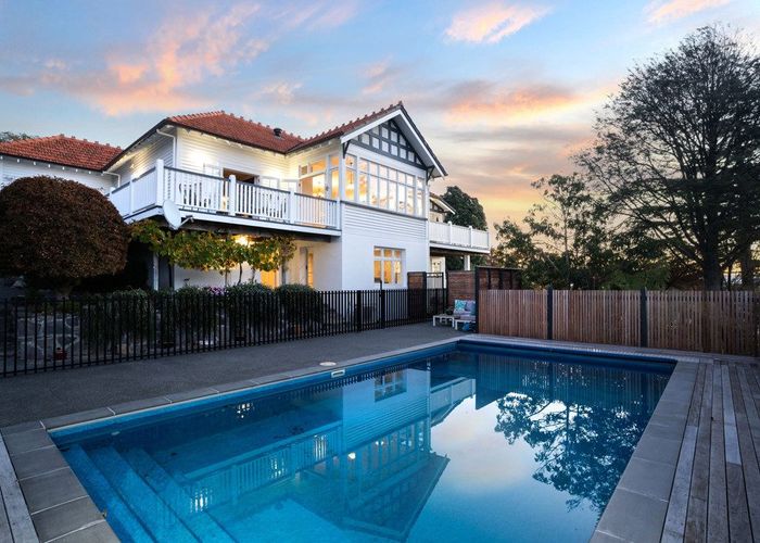  at 46 MacMillan Avenue, Cashmere, Christchurch
