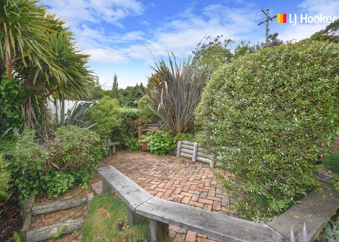  at 22 Wharfdale Street, Macandrew Bay, Dunedin