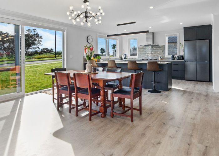  at 32 Omahuru Road, Glenbrook, Franklin, Auckland